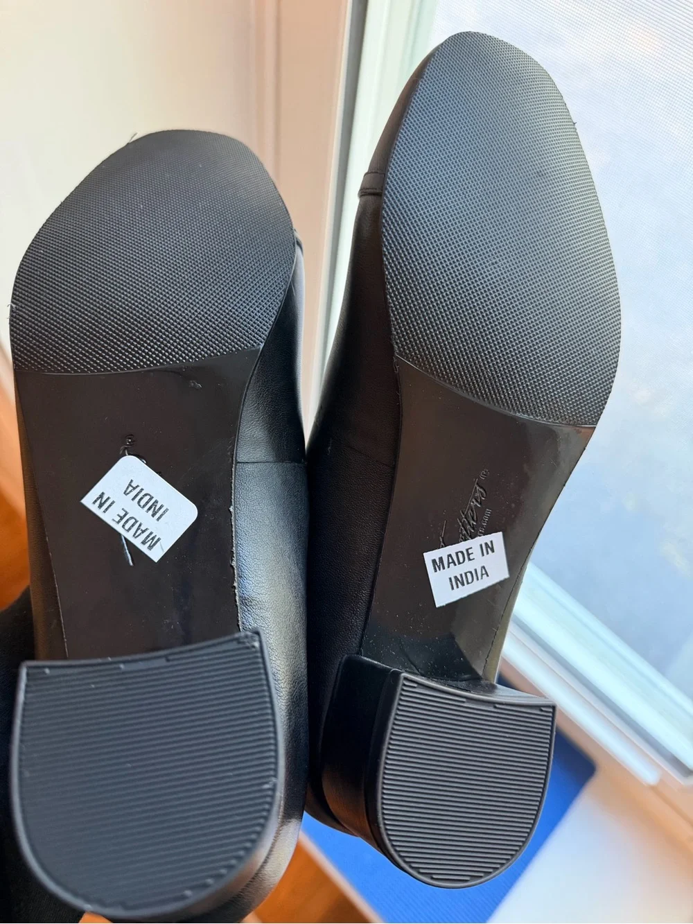 Trotters Dakota Black Low‎ Heel Pumps Womens Size 9 Comfort Dress Shoes